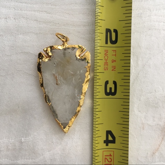 ❄️White Quartz Arrowhead Pendant❄️ - Picture 2 of 7